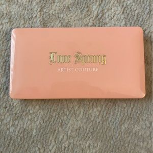 Artist couture Love Sprung Face Palette VI